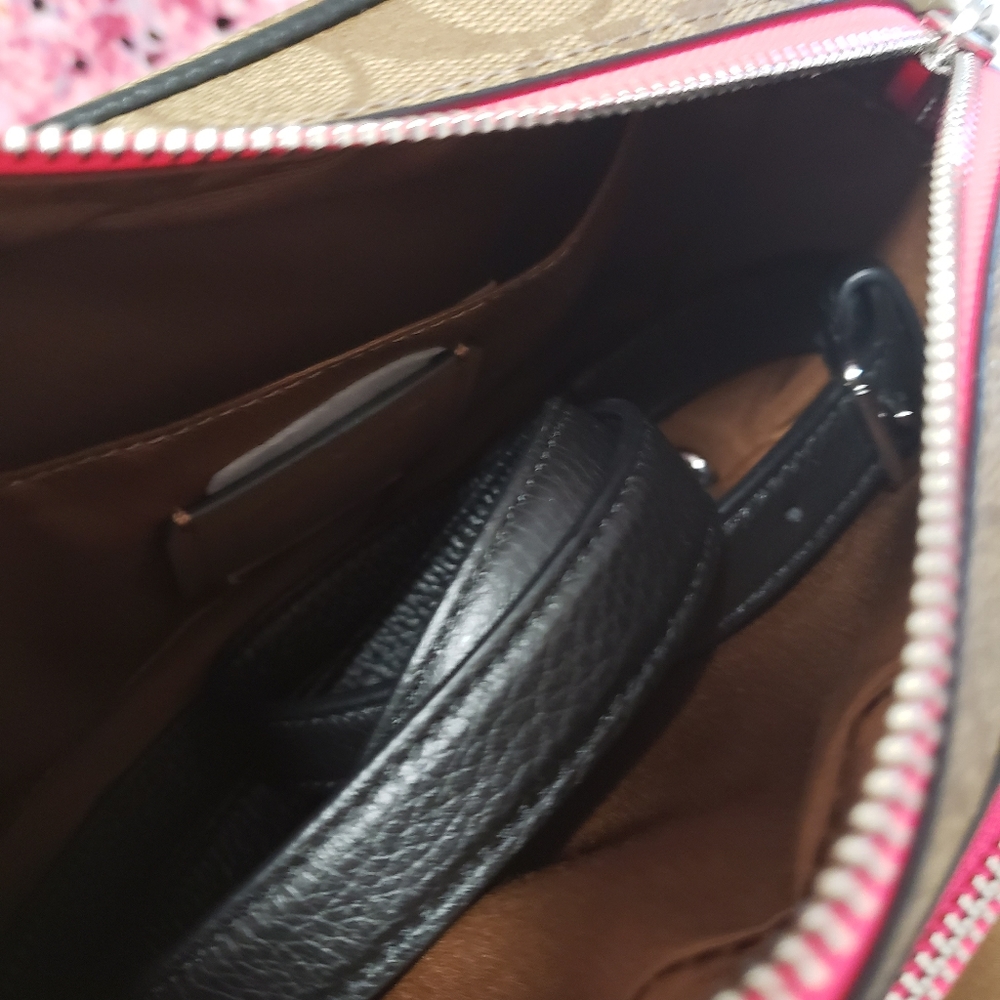 NWT Coach Court Floral Crossbody - Picture 2 of 11